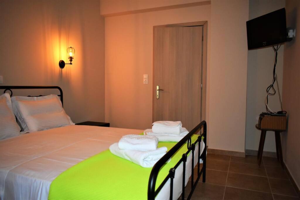 Smailis Apartment 2 ลิกูริโอ ภายนอก รูปภาพ